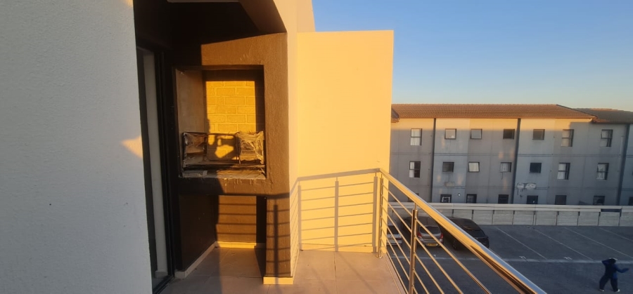 2 Bedroom Property for Sale in Parklands East Western Cape